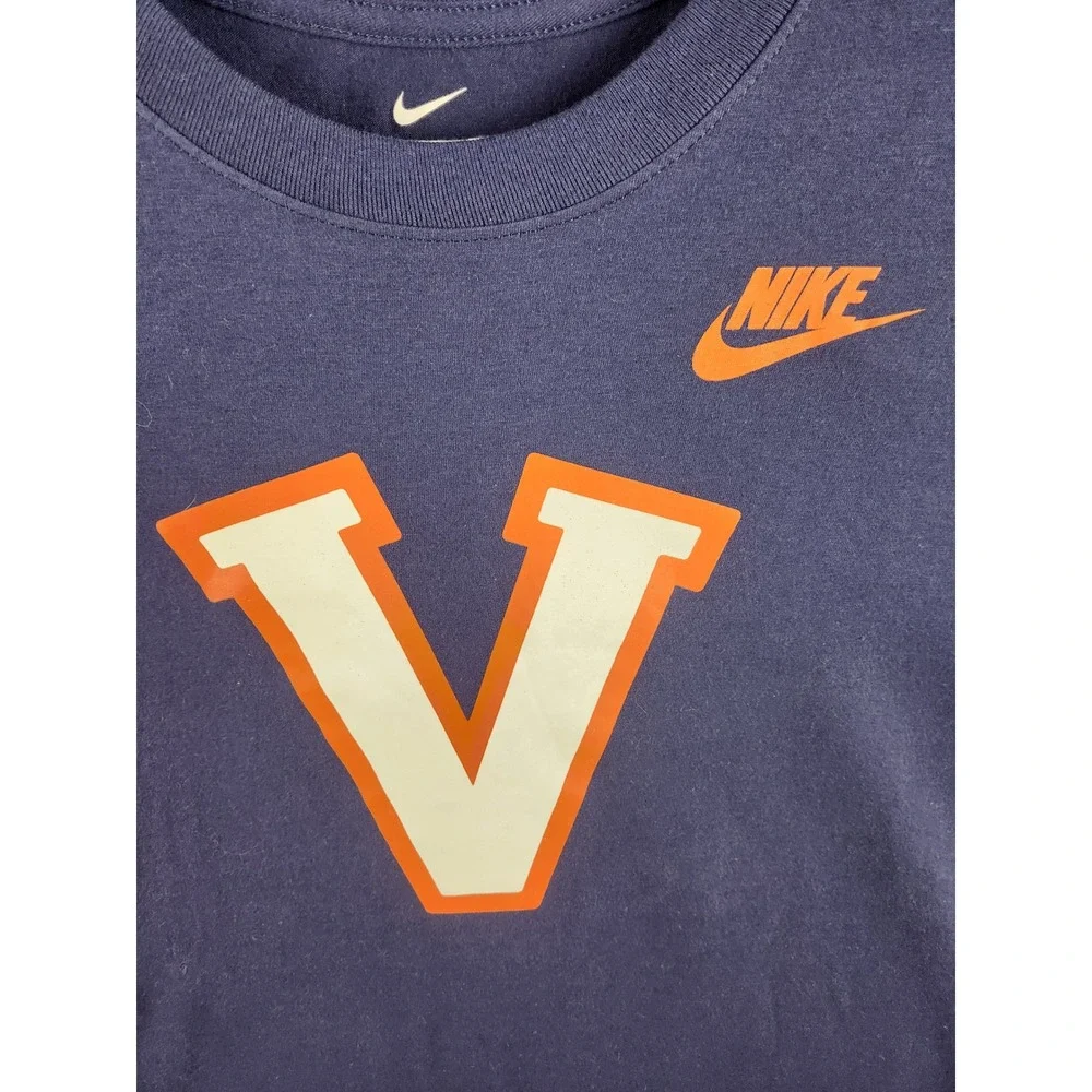 NWT Nike University of Virginia Cavaliers T-Shirt Men's Large Blue UVA Graphic